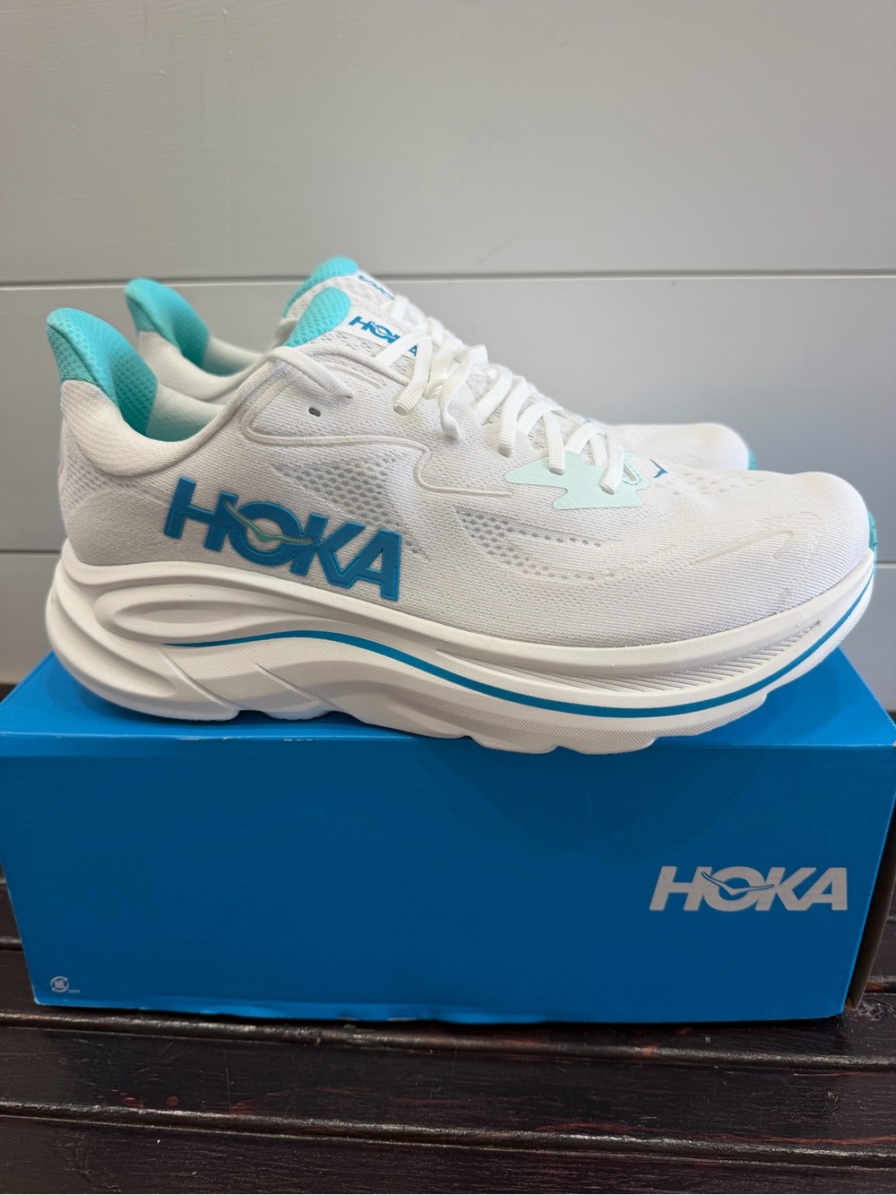 Mens Hoka Clifton 10
